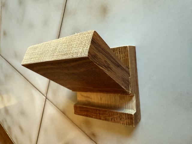 wood phone stand